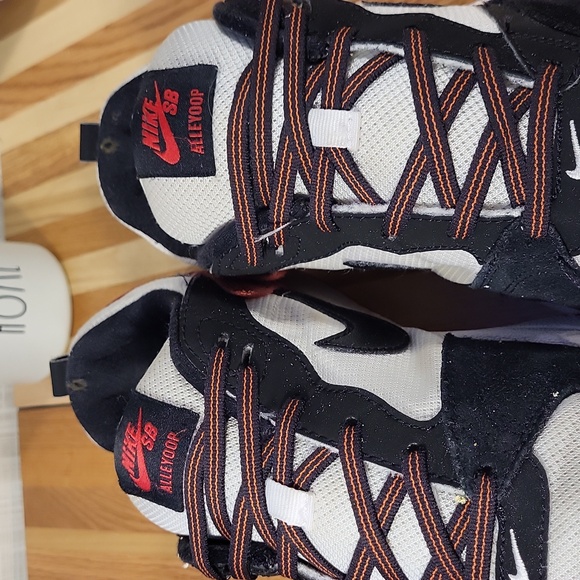 Nike Allyoop SB, White University Red, Running shoes - Picture 3 of 6